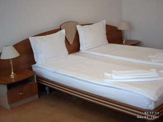 Отель hotel TEDI Асеновград Большой двухместный номер с 1 кроватью-1